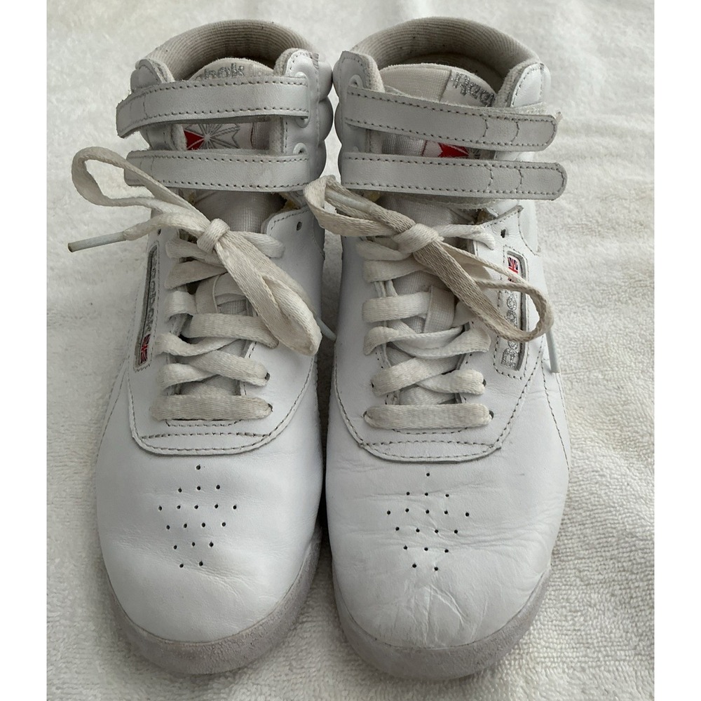 Reebok Classic Freestyle High Top Sneakers Women's 7 White Lace-Up Ankle Straps